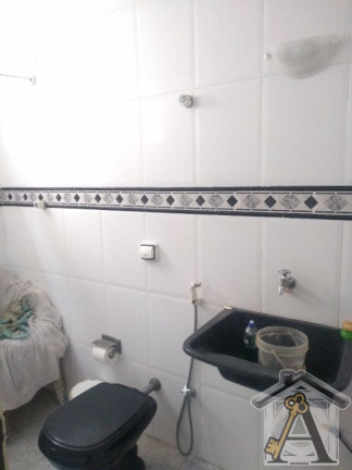 Imagem Casa com 4 Quartos à Venda, 240 m² em Aparecida - Santos Imagem Casa com 4 Quartos à Venda, 240 m² em Aparecida - Santos
