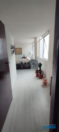 Sala Comercial à Venda, 60 m² em Vila Bastos - Santo André