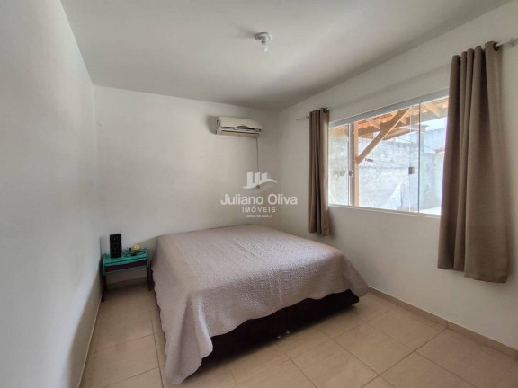 Imagem Casa à Venda, 133 m² em Barra Do Sai - Itapoá Imagem Casa à Venda, 133 m² em Barra Do Sai - Itapoá