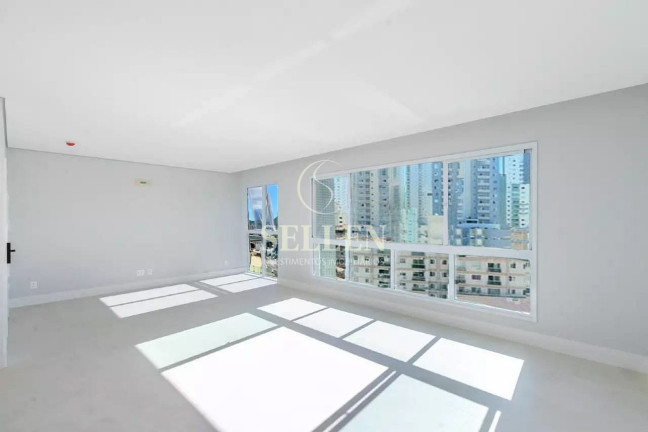 Apartamento com 4 Quartos à Venda, 132 m² em Centro - Balneário Camboriú