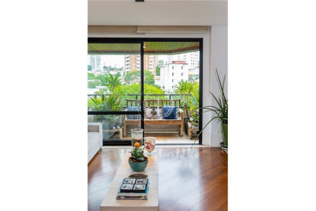 Imagem Apartamento com 3 Quartos à Venda, 205 m² em Vila Mariana - São Paulo