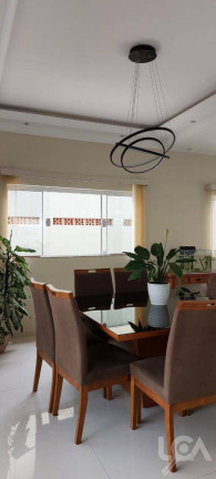 Imagem Casa com 4 Quartos à Venda, 360 m² em Jardim Britânia - Caraguatatuba Imagem Casa com 4 Quartos à Venda, 360 m² em Jardim Britânia - Caraguatatuba