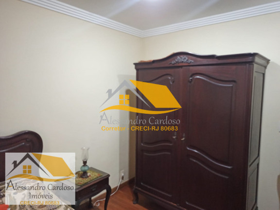 Imagem Casa com 6 Quartos à Venda, 290 m² Imagem Casa com 6 Quartos à Venda, 290 m²