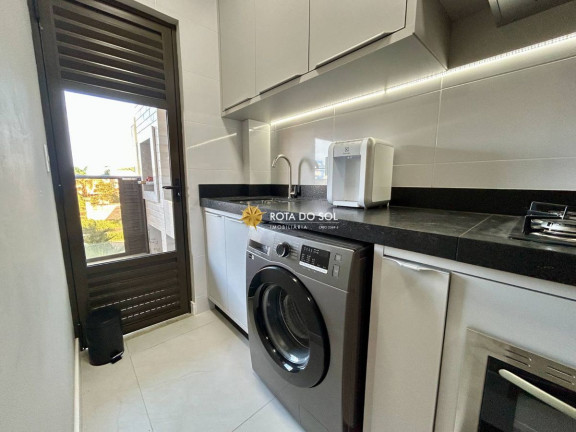 Imagem Apartamento com 2 Quartos à Venda, 75 m² em Centro - Bombinhas