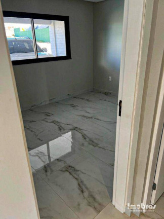 Imagem Casa com 4 Quartos à Venda, 220 m² em Cidade Alpha - Eusébio Imagem Casa com 4 Quartos à Venda, 220 m² em Cidade Alpha - Eusébio