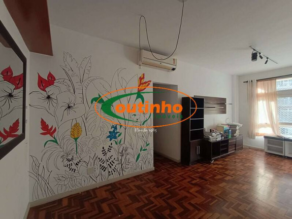 Apartamento com 2 Quartos à Venda, 69 m² em Grajaú - Rio De Janeiro