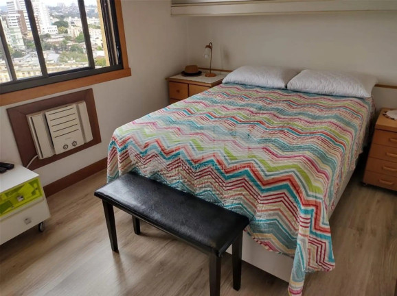 Imagem Apartamento com 3 Quartos à Venda, 87 m² em Passo Da Areia - Porto Alegre Imagem Apartamento com 3 Quartos à Venda, 87 m² em Passo Da Areia - Porto Alegre