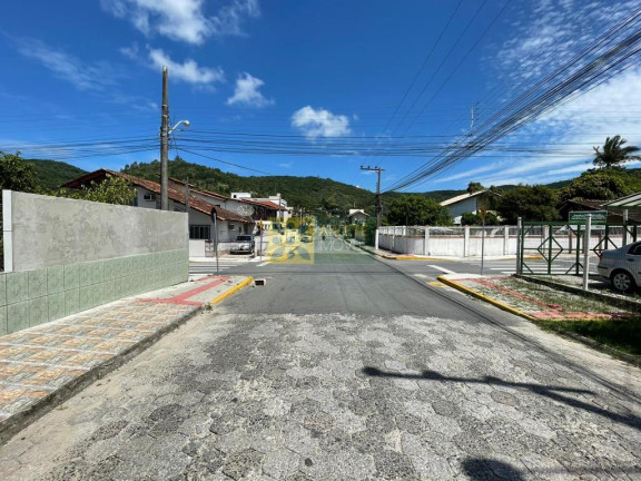 Casa com 9 Quartos à Venda, 380 m² em Centro - Porto Belo