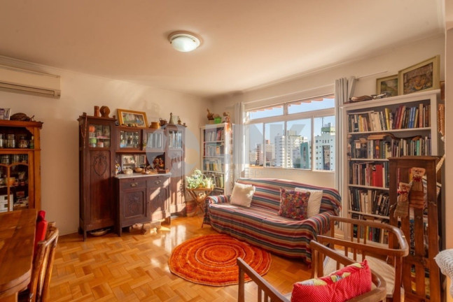 Imagem Apartamento com 2 Quartos à Venda, 95 m² em Menino Deus - Porto Alegre Imagem Apartamento com 2 Quartos à Venda, 95 m² em Menino Deus - Porto Alegre