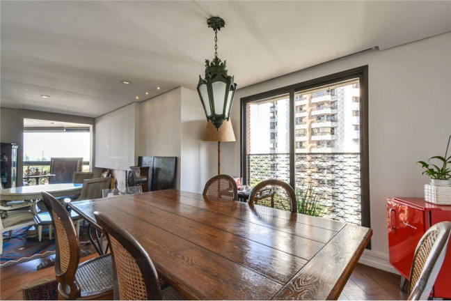 Imagem Apartamento com 2 Quartos à Venda, 276 m² em Campo Belo - São Paulo
