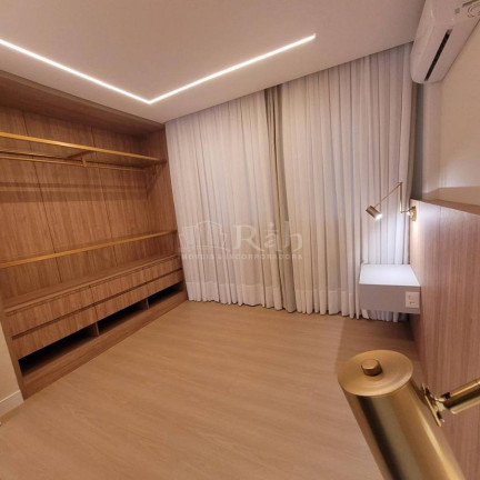 Imagem Apartamento com 3 Quartos à Venda, 145 m² em Centro - Balneário Camboriú Imagem Apartamento com 3 Quartos à Venda, 145 m² em Centro - Balneário Camboriú