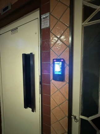 Imagem Apartamento com 3 Quartos à Venda, 100 m² em Zona 03 - Maringa