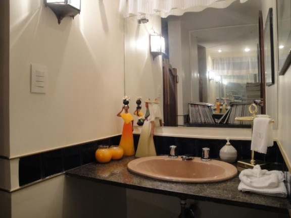 Imagem Casa com 3 Quartos à Venda, 300 m² em Chácara Vale Do Rio Cotia - Carapicuíba Imagem Casa com 3 Quartos à Venda, 300 m² em Chácara Vale Do Rio Cotia - Carapicuíba
