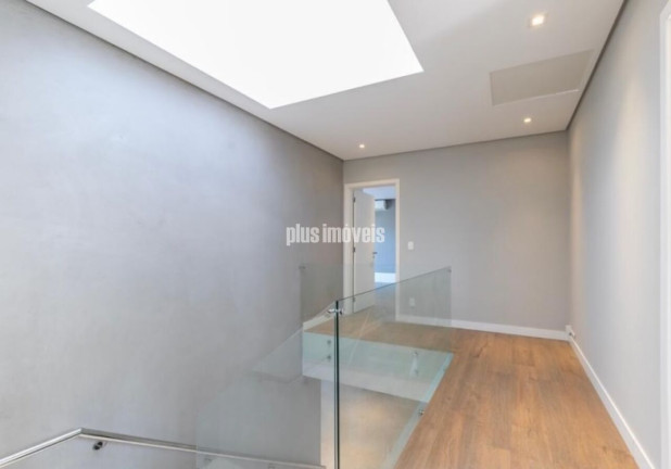 Imagem Casa com 3 Quartos para Alugar, 600 m² em Granja Julieta - São Paulo