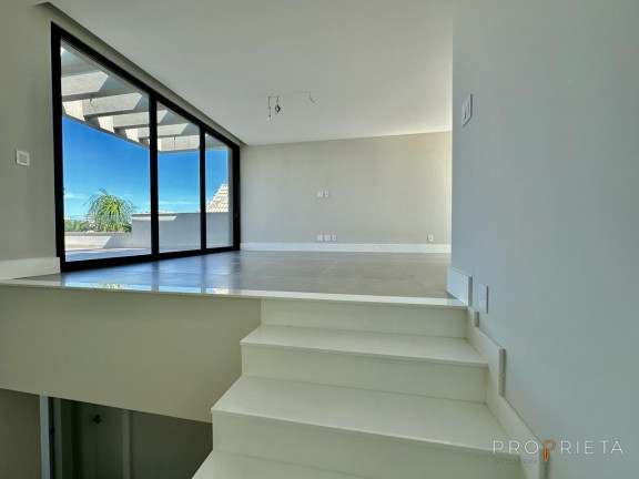 Imagem Casa de Condomínio com 4 Quartos à Venda, 500 m² em Barra Da Tijuca - Rio De Janeiro Imagem Casa de Condomínio com 4 Quartos à Venda, 500 m² em Barra Da Tijuca - Rio De Janeiro
