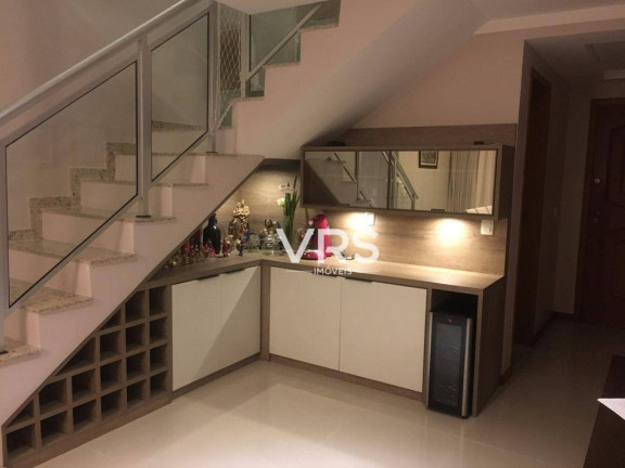 Imagem Cobertura com 3 Quartos à Venda, 240 m² em Taumaturgo - Teresópolis Imagem Cobertura com 3 Quartos à Venda, 240 m² em Taumaturgo - Teresópolis