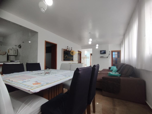 Imagem Casa com 6 Quartos à Venda, 363 m² em Granja Guarani - Teresópolis Imagem Casa com 6 Quartos à Venda, 363 m² em Granja Guarani - Teresópolis