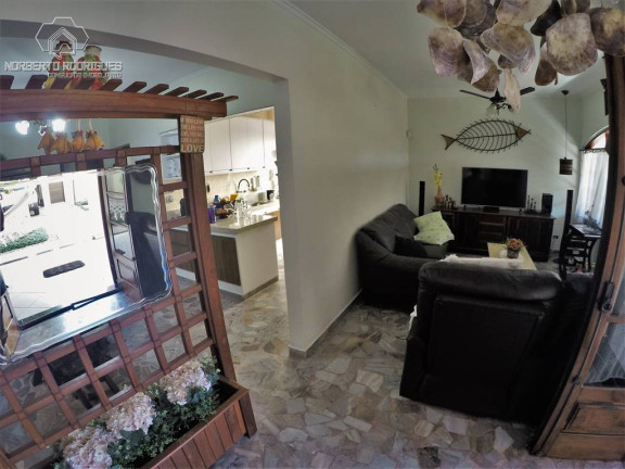 Imagem Casa com 2 Quartos à Venda, 195 m² em Guilhermina - Praia Grande