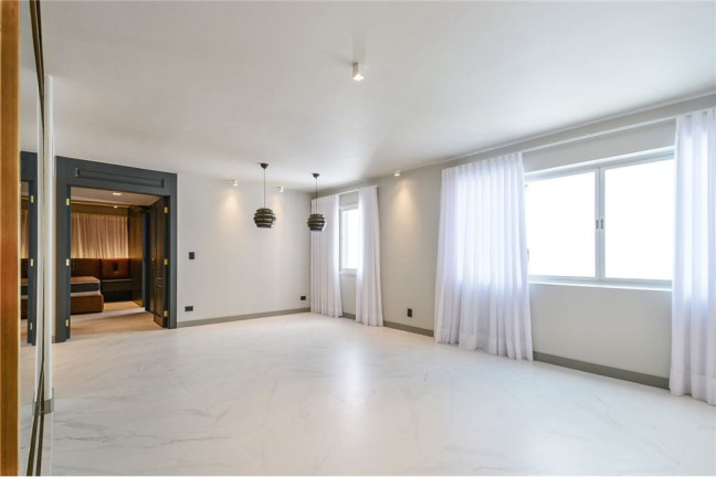Imagem Apartamento com 1 Quarto à Venda, 113 m² em Moema - São Paulo