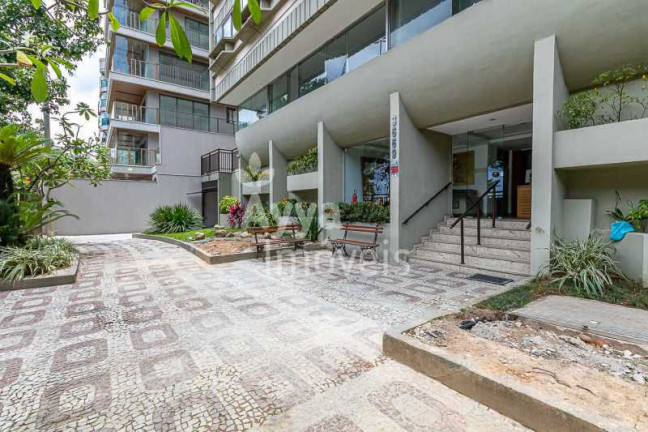 Imagem Cobertura com 4 Quartos à Venda, 495 m² em Lagoa - Rio De Janeiro Imagem Cobertura com 4 Quartos à Venda, 495 m² em Lagoa - Rio De Janeiro