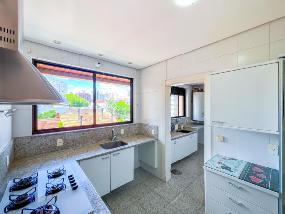 Imagem Apartamento com 4 Quartos à Venda, 312 m² em Petrópolis - Porto Alegre Imagem Apartamento com 4 Quartos à Venda, 312 m² em Petrópolis - Porto Alegre