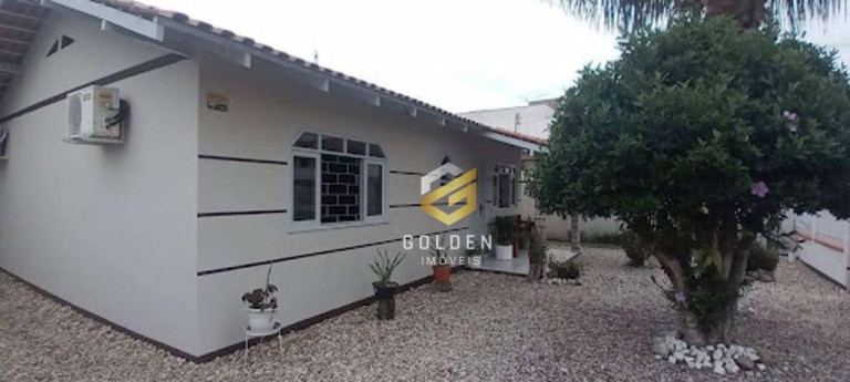 Imagem Casa com 2 Quartos à Venda, 139 m² em Universitário - Tijucas