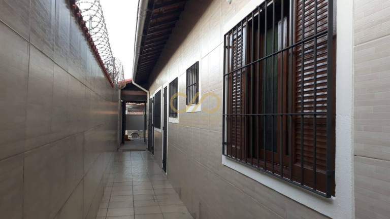 Casa com 2 Quartos à Venda, 125 m² em Maracanã - Praia Grande
