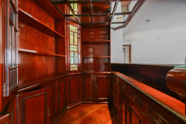 Imagem Imóvel com 4 Quartos à Venda, 274 m² em Pacaembu - São Paulo Imagem Imóvel com 4 Quartos à Venda, 274 m² em Pacaembu - São Paulo