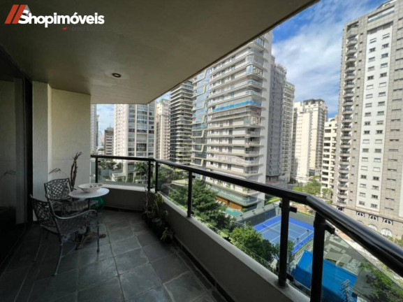 Apartamento com 4 Quartos à Venda, 220 m² em Itaim Bibi - São Paulo