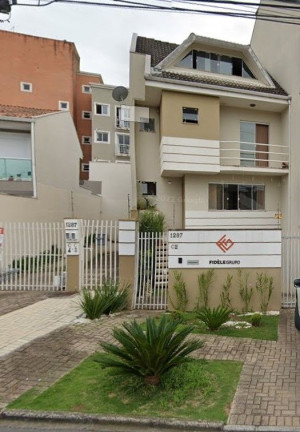 Imagem Casa com 3 Quartos à Venda, 206 m² em Guaíra - Curitiba