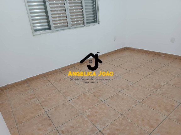 Imagem Sobrado com 4 Quartos à Venda, 192 m² em Vila Cascatinha - São Vicente