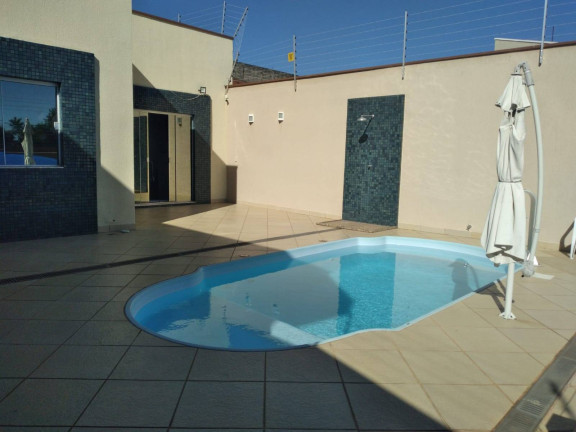 Casa com 3 Quartos à Venda, 300 m² em Residencial Estoril - Taubaté
