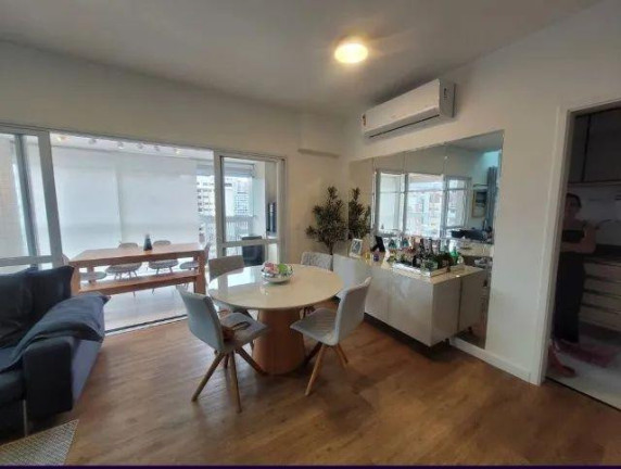 Imagem Apartamento com 2 Quartos à Venda, 121 m² em Gonzaga - Santos
