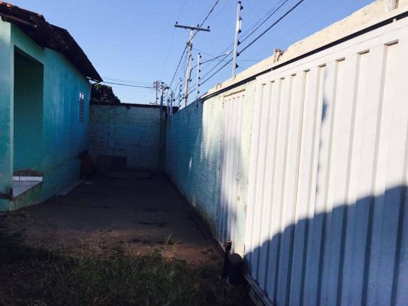 Imagem Casa com 3 Quartos à Venda, 450 m² em Jardim Glória L - Várzea Grande