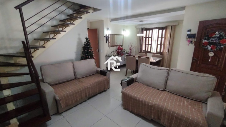 Imagem Casa com 3 Quartos à Venda, 225 m² em Serra Grande - Niterói Imagem Casa com 3 Quartos à Venda, 225 m² em Serra Grande - Niterói
