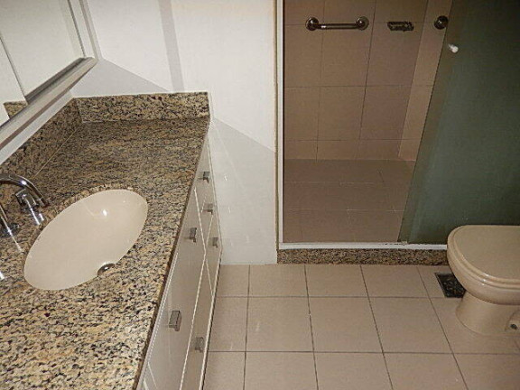Imagem Apartamento com 3 Quartos à Venda, em Lagoa - Rio De Janeiro Imagem Apartamento com 3 Quartos à Venda, em Lagoa - Rio De Janeiro