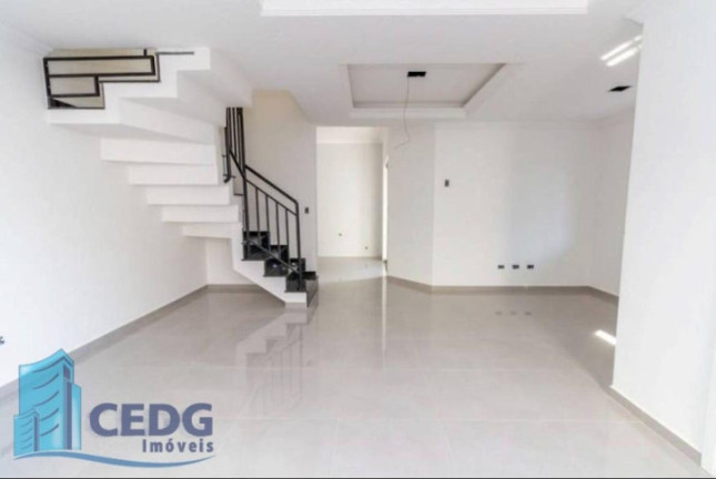 Imagem Casa de Condomínio com 3 Quartos à Venda, 105 m² em Xaxim - Curitiba
