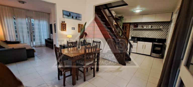 Imagem Casa com 4 Quartos à Venda, 150 m² em Vargem Grande - Rio De Janeiro