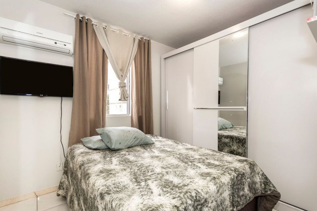 Imagem Apartamento com 2 Quartos à Venda, 43 m² em Rubem Berta - Porto Alegre