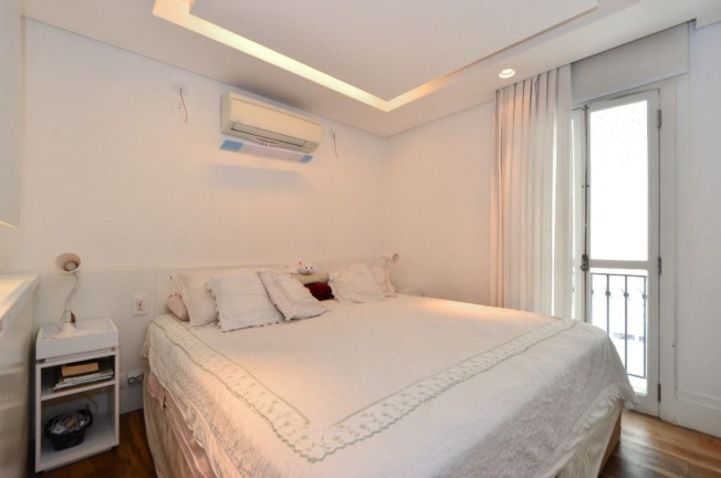 Imagem Imóvel com 2 Quartos à Venda, 101 m² em Itaim Bibi - São Paulo Imagem Imóvel com 2 Quartos à Venda, 101 m² em Itaim Bibi - São Paulo
