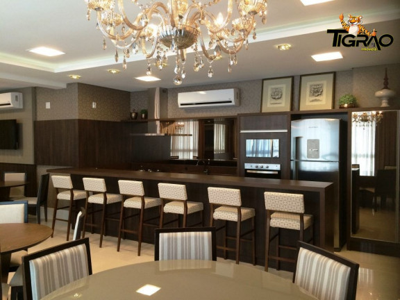 Imagem Apartamento com 4 Quartos à Venda, 140 m² em Centro - Balneário Camboriú Imagem Apartamento com 4 Quartos à Venda, 140 m² em Centro - Balneário Camboriú