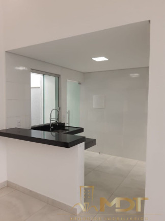 Imagem Casa com 3 Quartos à Venda, 90 m² em Dom Pedro I - São José Da Lapa