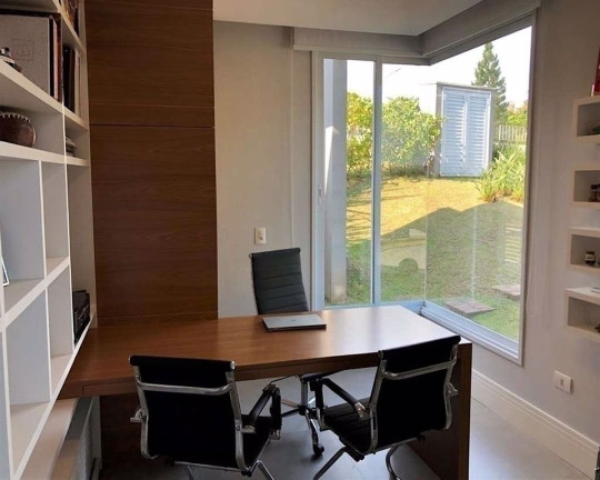 Imagem Casa à Venda, em Chácara Dos Lagos - Carapicuíba Imagem Casa à Venda, em Chácara Dos Lagos - Carapicuíba