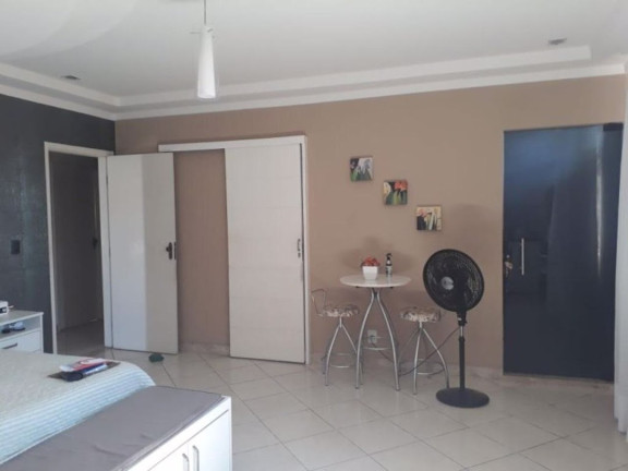 Imagem Casa com 3 Quartos à Venda, 180 m² em Estrada Do Coco - Lauro De Freitas Imagem Casa com 3 Quartos à Venda, 180 m² em Estrada Do Coco - Lauro De Freitas