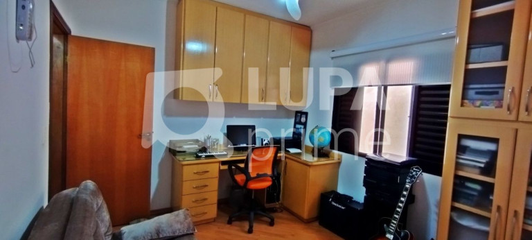 Imagem Casa com 3 Quartos à Venda, 175 m² em Vila Guilherme - São Paulo Imagem Casa com 3 Quartos à Venda, 175 m² em Vila Guilherme - São Paulo