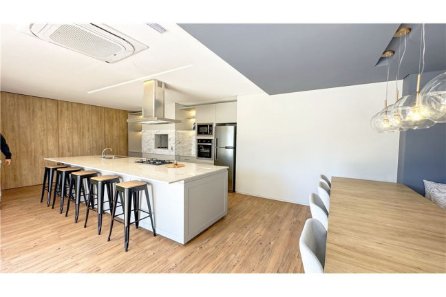 Imagem Apartamento com 2 Quartos à Venda, 59 m² em Jardim Do Salso - Porto Alegre