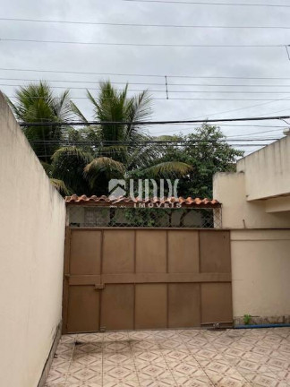 Imagem Casa com 3 Quartos à Venda, 95 m² em Centro - Campos Dos Goytacazes