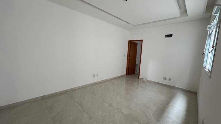 Imagem Casa com 2 Quartos à Venda, 70 m² em Embaré - Santos Imagem Casa com 2 Quartos à Venda, 70 m² em Embaré - Santos