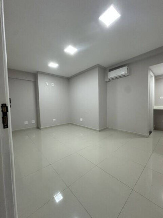 Imóvel Comercial à Venda, 85 m² em Ponta Da Praia - Santos