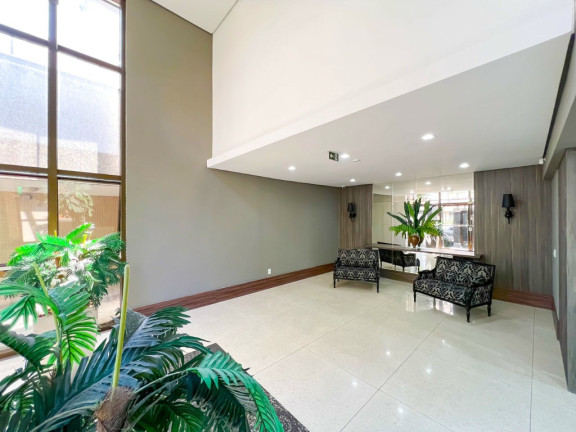Imagem Apartamento com 3 Quartos à Venda, 159 m² em Moinhos De Vento - Porto Alegre Imagem Apartamento com 3 Quartos à Venda, 159 m² em Moinhos De Vento - Porto Alegre